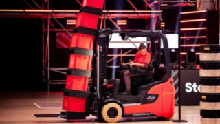 Forklifthero im Parcour der StaplerCup Finals 2025
