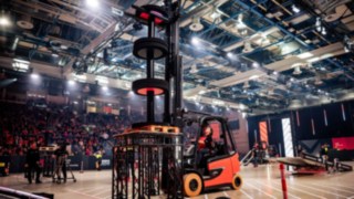 Forklifthero in der LINDE MH ARENA 