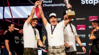 Jubelnde Sieger des Team FWC
