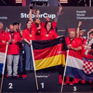 Team-Weltmeister bei der Siegerehrung